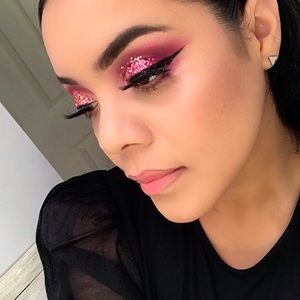 Meet your Posher, Alicia